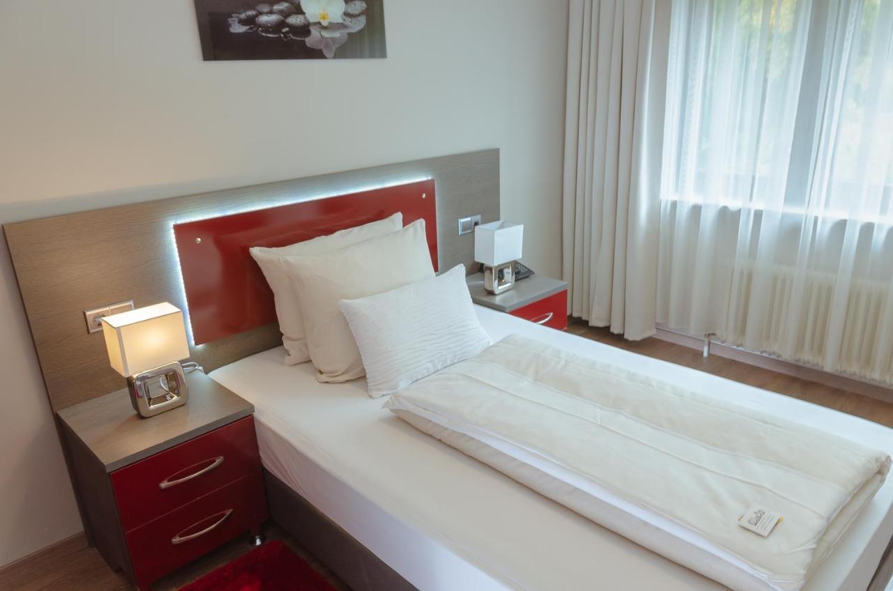 Waldhotel Sindelfingen Am Eichholz Екстериор снимка