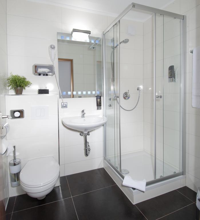 Waldhotel Sindelfingen Am Eichholz Екстериор снимка